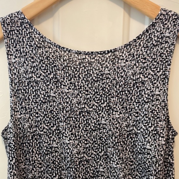 LOFT sleeveless top - Picture 6 of 10